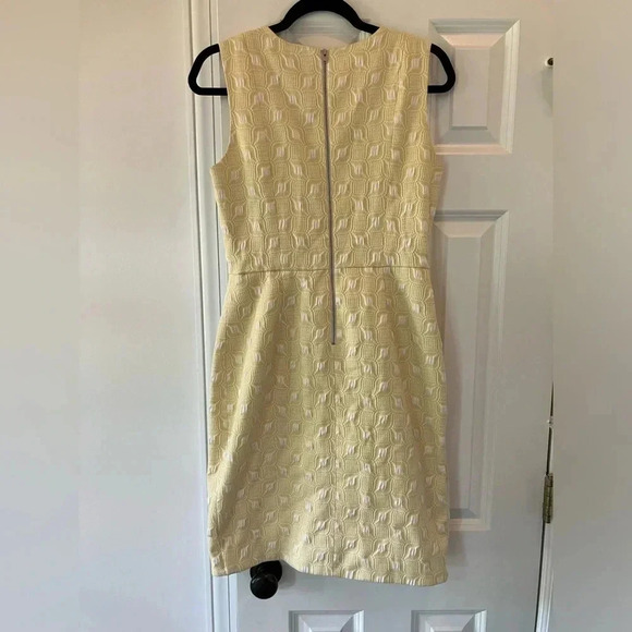 Gabby Skye Yellow Tulip Dress - Picture 2 of 6